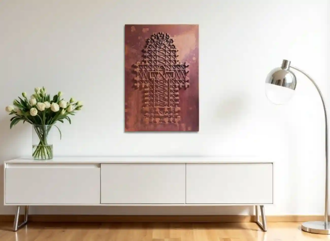 Wohnraum an dessen Wand über einem Tresen ein Bild mit dem Grundriss vom Kölner Dom hängt.