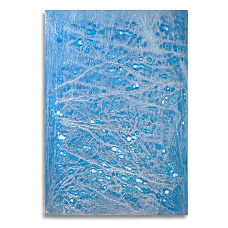 Blaue und klarsichtige Kunststofffolien auf einer Leinwand im Format 55 cm x 80 cm. Die überstreckten, bzw. sich überlagernden Folien enthalten Zuglöcher, durch die der Blick auf die weiße Leinwand möglich wird. | wolfram schäfers