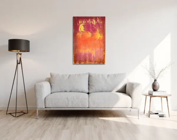 Bild aus Acryloxydmischung und rotgelben Acrylfarben auf einer Leinwand, das über einem hellen Stoffsofa hängt. In die Fläche ist die Zahl Zwei durch ein Raster gespachtelt. | mixed-art - wolfram schäfers