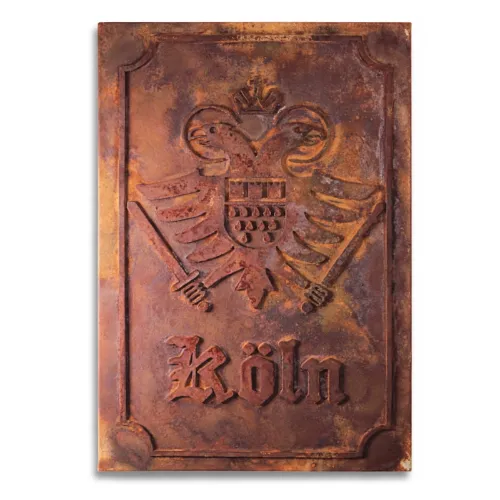 Abstraktes Wappen auf einer 55 x 80 cm großen Leinwand. Eine oxidierte Acryl-/ Oxydmischung auf Applikationen zeigt eine uralte, verrostete Metallplatte mit einem Kölner Stadtwappen. Von dem zeitgenössischen Künstler Wolfram Schäfers. | mixed-art